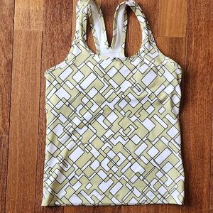 Women's Nike Geometric Patterned Tank Top Size Medium